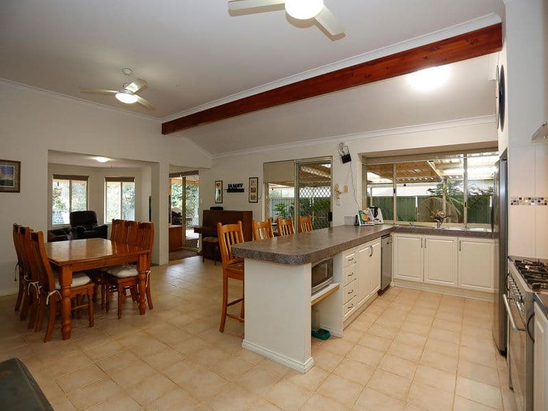 5 Bourke View, Jane Brook WA 6056, Jane Brook - Thumbnail 7