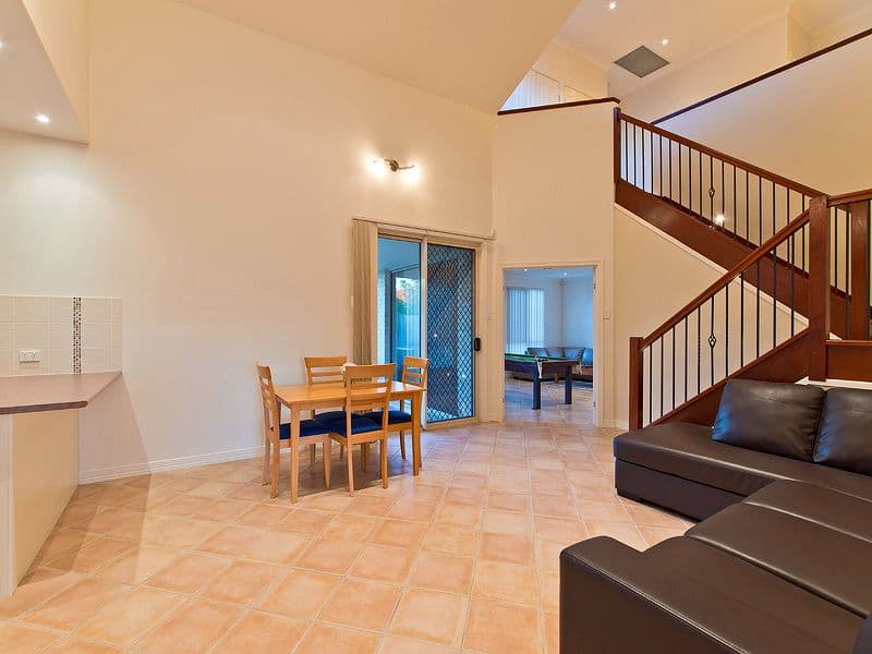 5 Leichhardt Avenue, ROTHWELL QLD 4022, Rothwell - Thumbnail 2