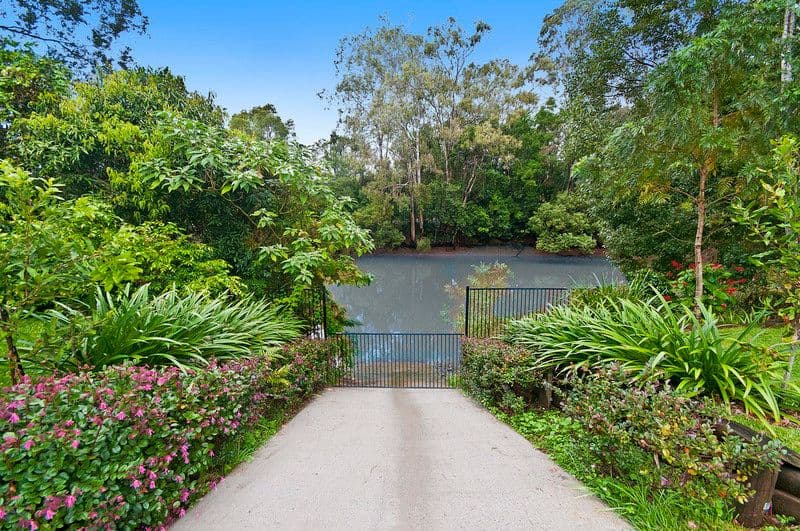 11 Bul Bul Place, CURRUMBIN WATERS QLD 4223, Currumbin Waters - Thumbnail 2