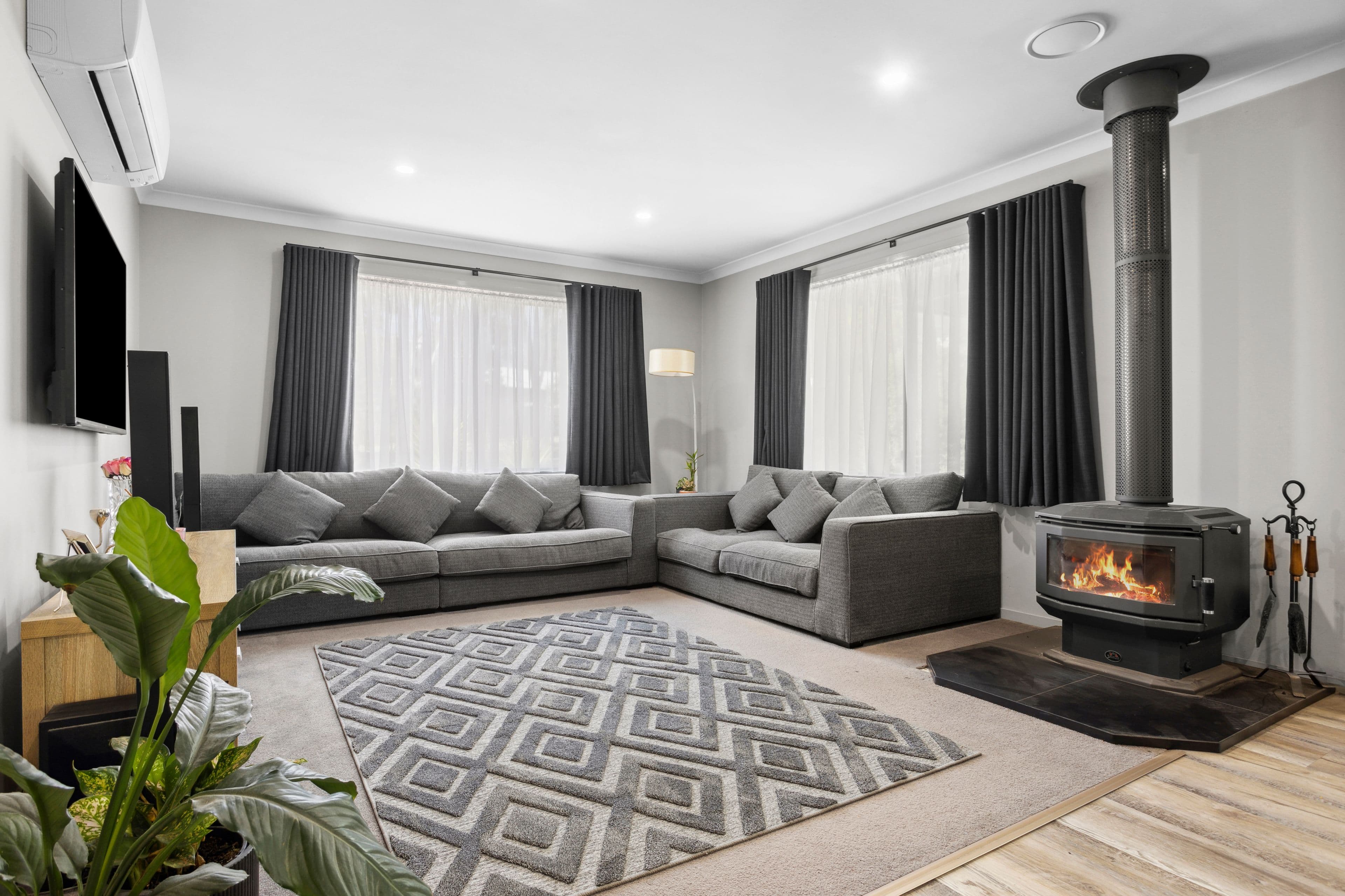 10 Leared Drive, Kyneton VIC 3444, Kyneton - Thumbnail 4