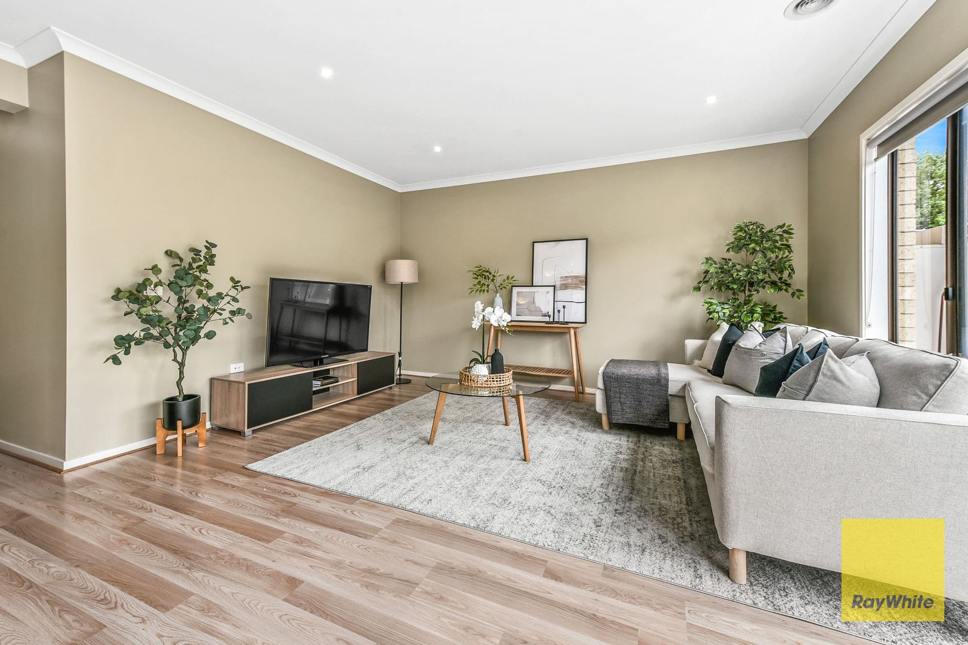 9 Falabela Road, Clyde North VIC 3978, Clyde North - Thumbnail 3