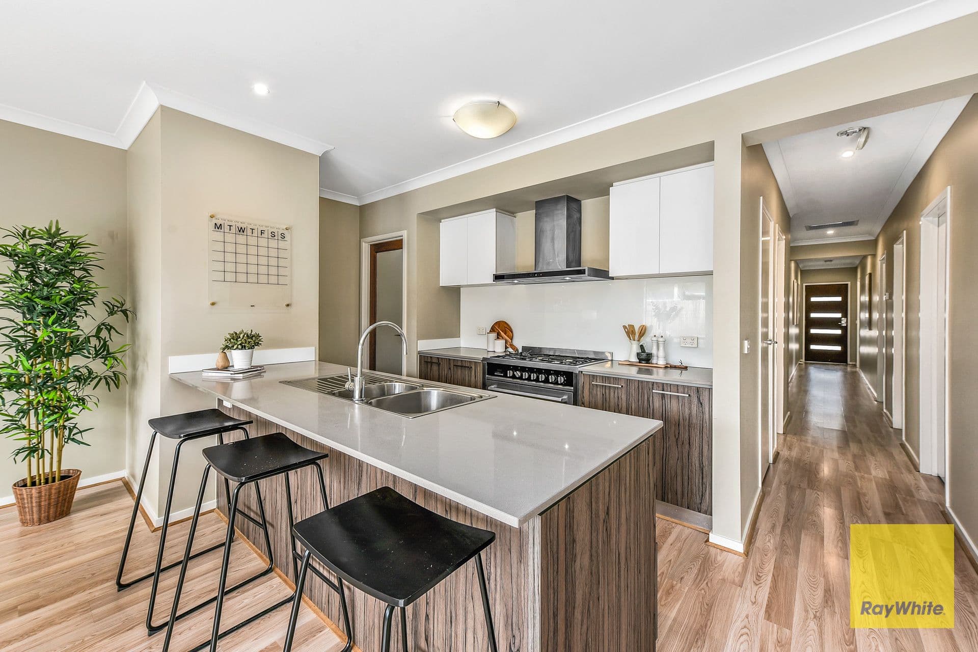 9 Falabela Road, Clyde North VIC 3978, Clyde North - Thumbnail 5