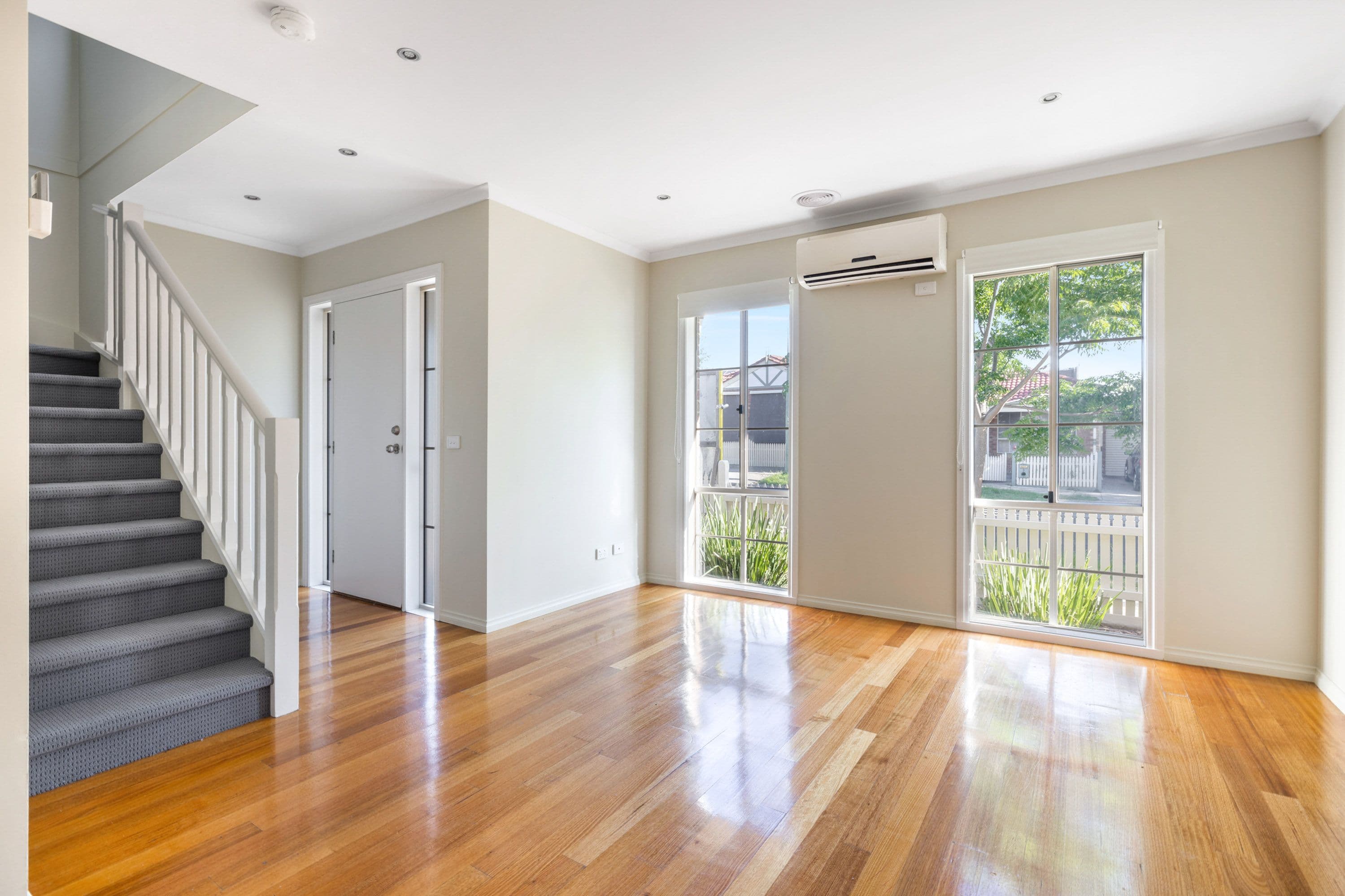 8 Muntz Avenue, Glenroy VIC 3046, Glenroy - Thumbnail 2