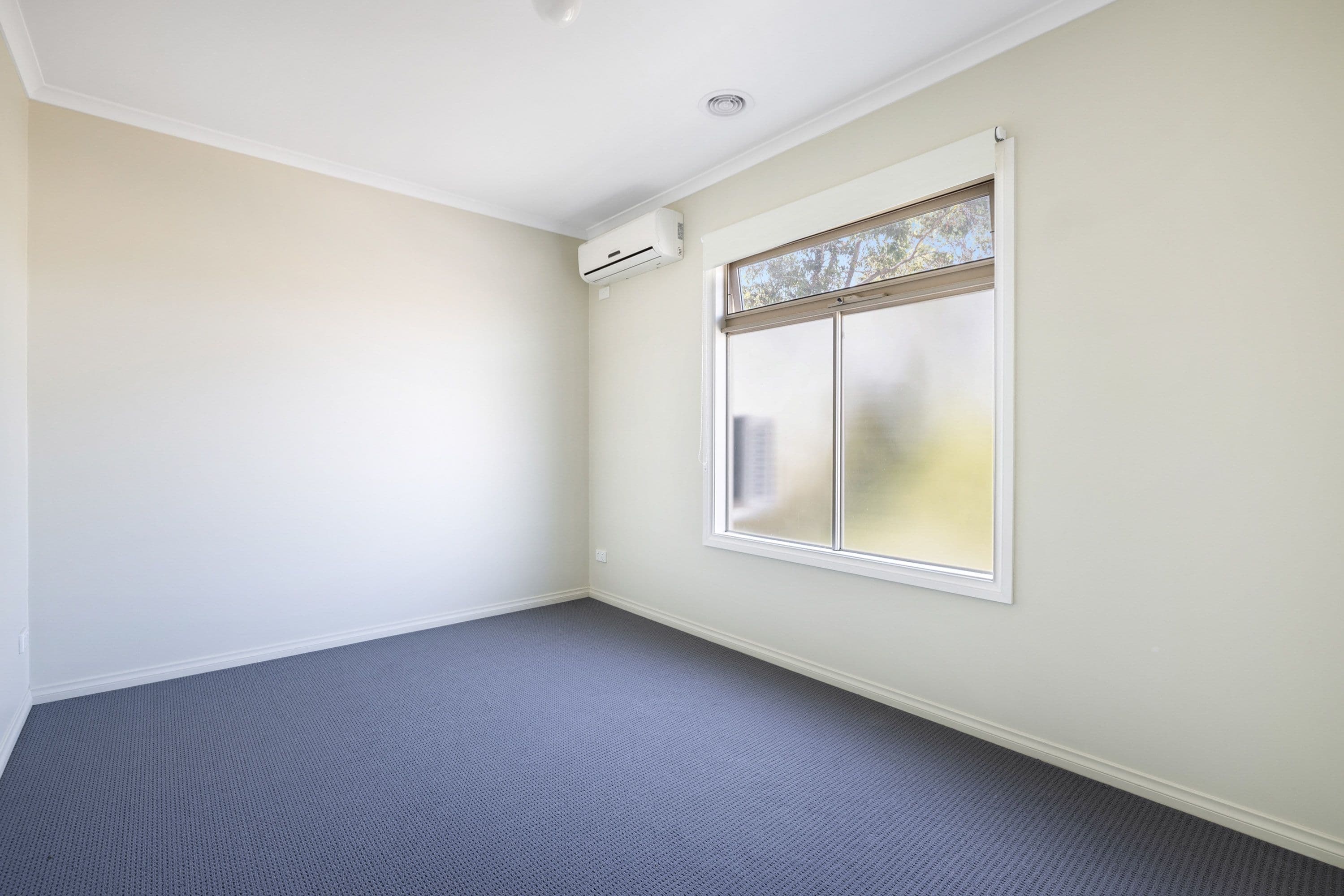 8 Muntz Avenue, Glenroy VIC 3046, Glenroy - Thumbnail 4