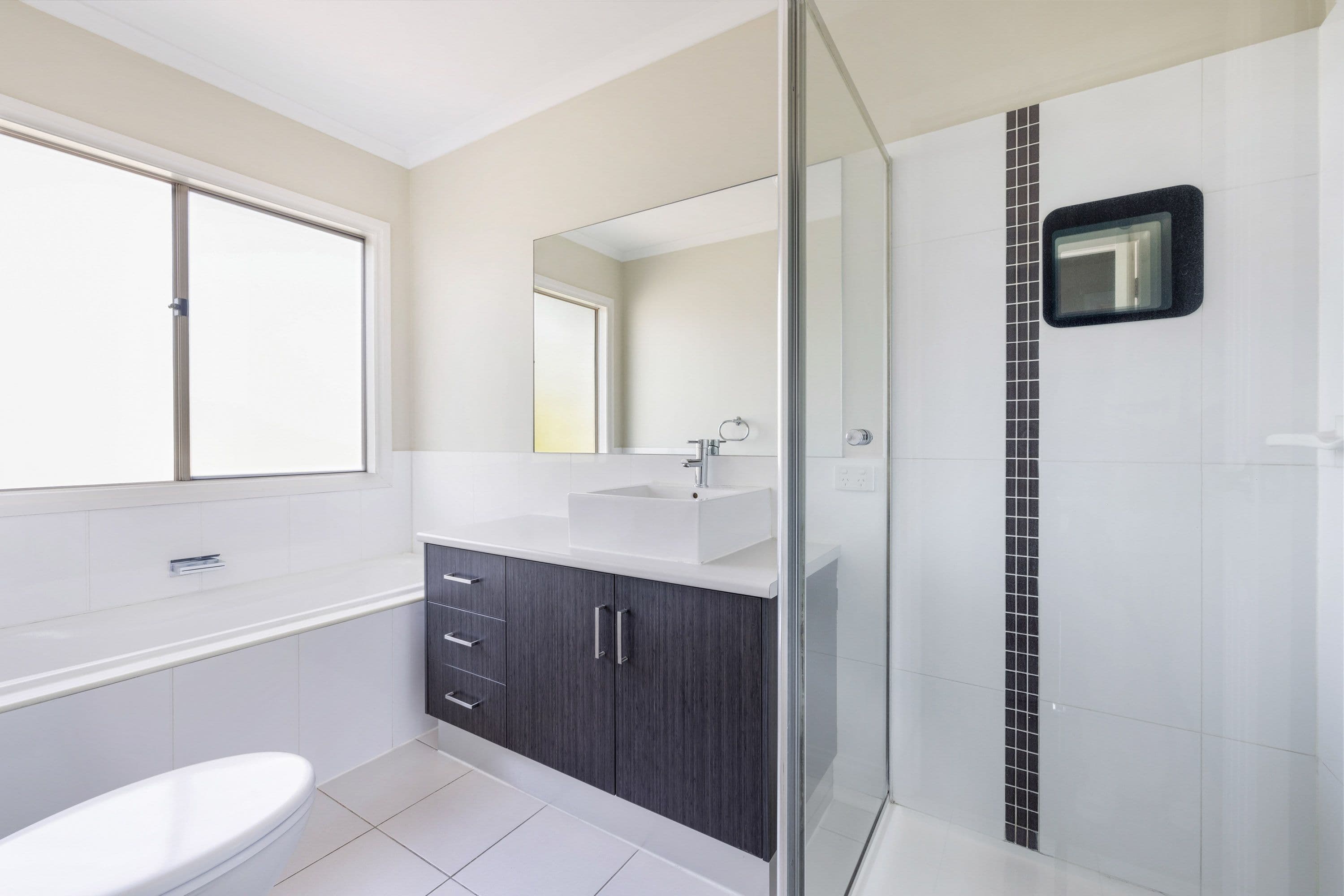8 Muntz Avenue, Glenroy VIC 3046, Glenroy - Thumbnail 6