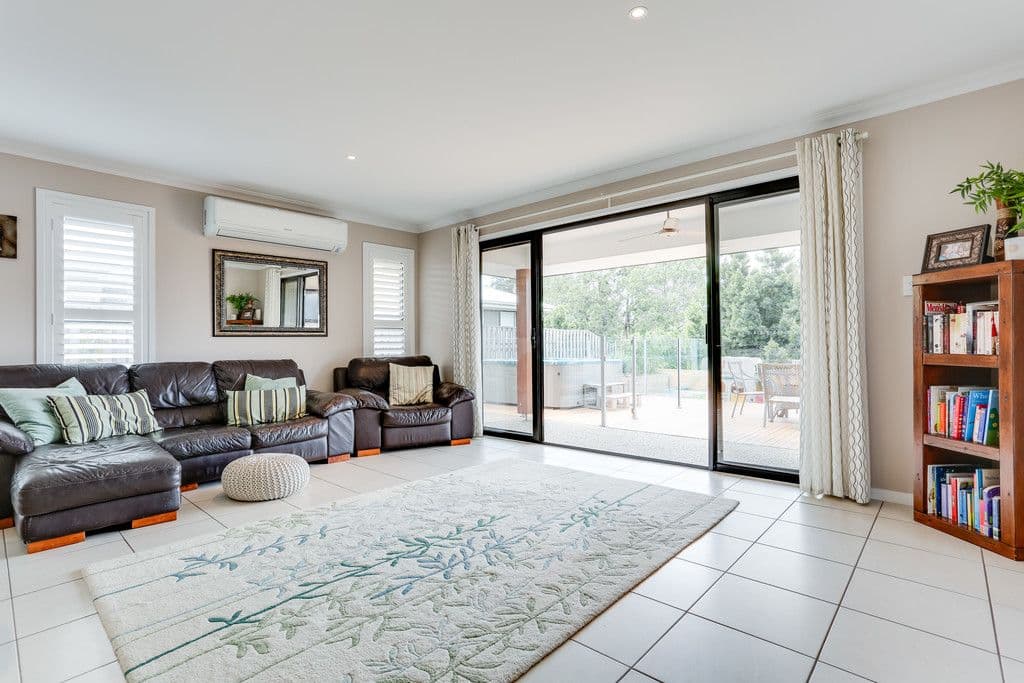1 Dray Court, Riverhills QLD 4074, Riverhills - Thumbnail 5