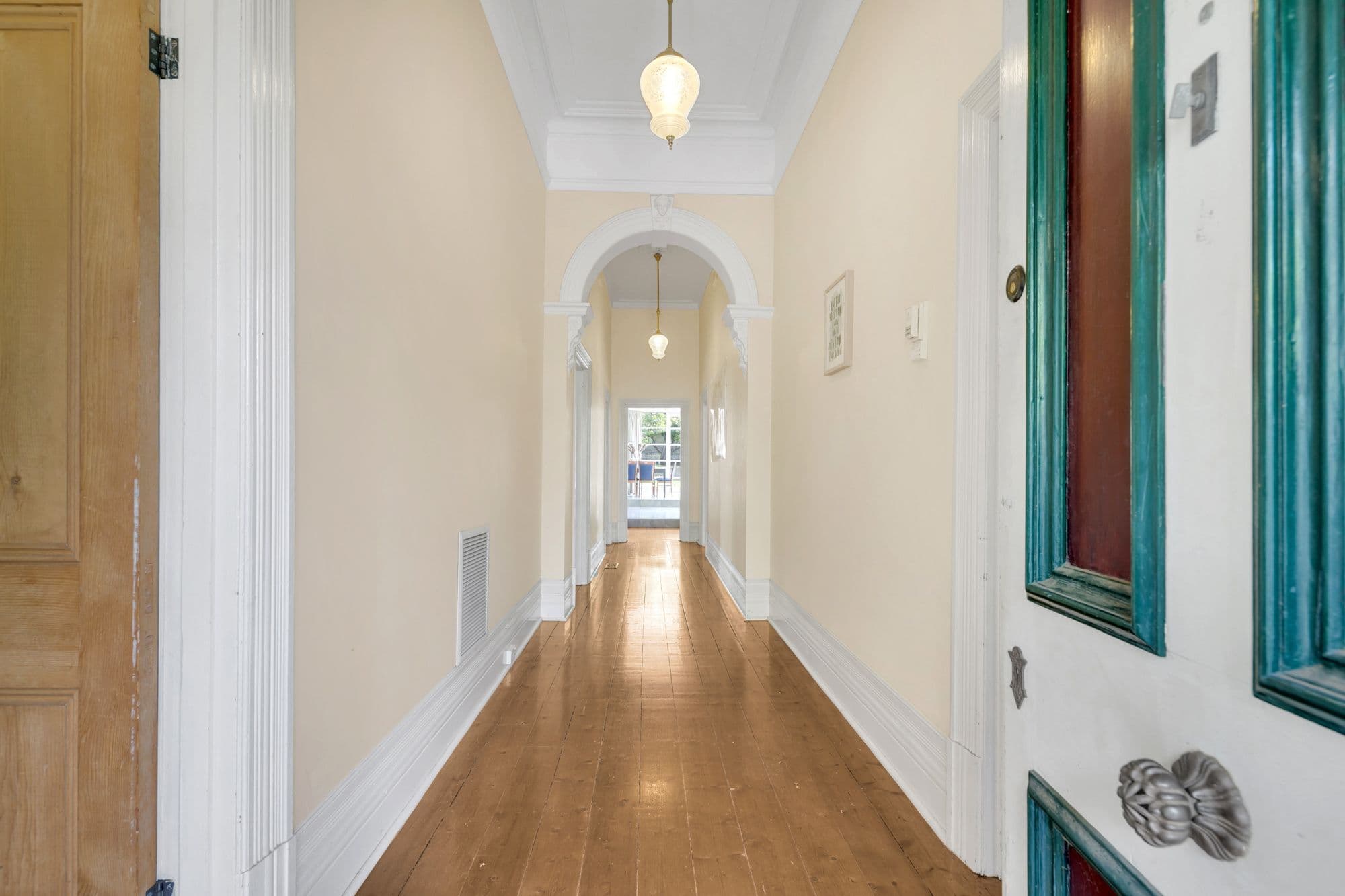 6 Laurel Bank Parade, Newtown VIC 3220, Newtown - Thumbnail 6