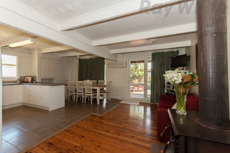 65 Piper Street, Yarrawonga VIC 3730, Yarrawonga - Thumbnail 2