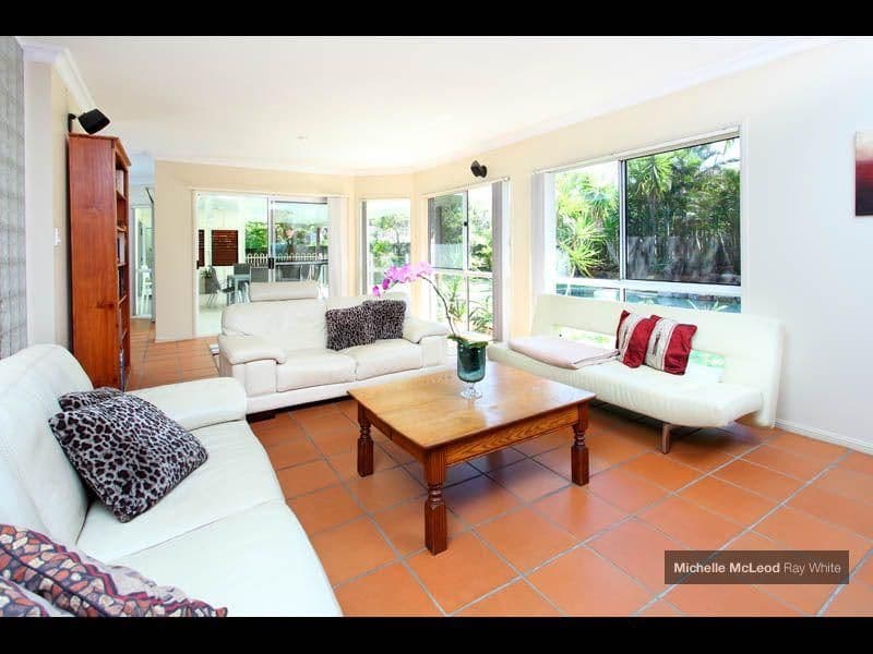 49 Kensington Circuit, BROOKFIELD QLD 4069, Brookfield - Thumbnail 4