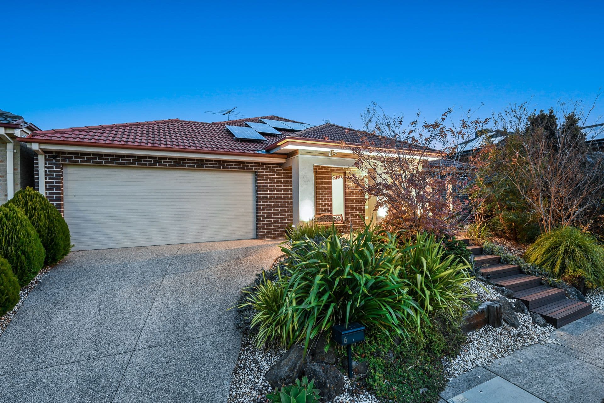 6 Luscombe Court, Berwick VIC 3806, Berwick - Thumbnail 3