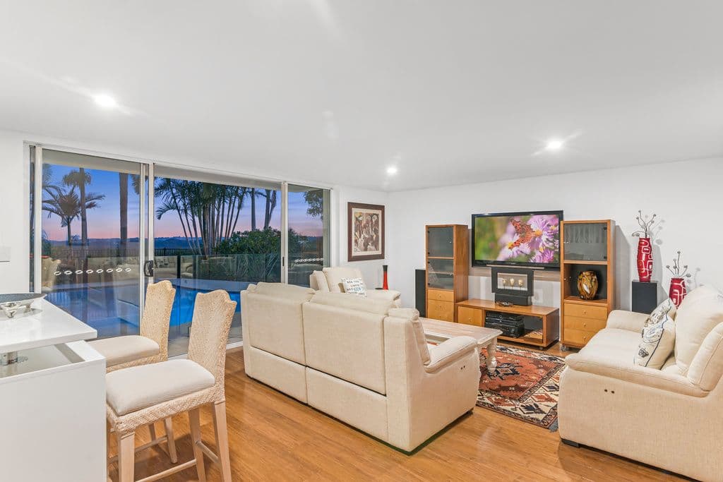 16 Bob Barnard Drive, Tugun QLD 4224, Tugun - Thumbnail 8