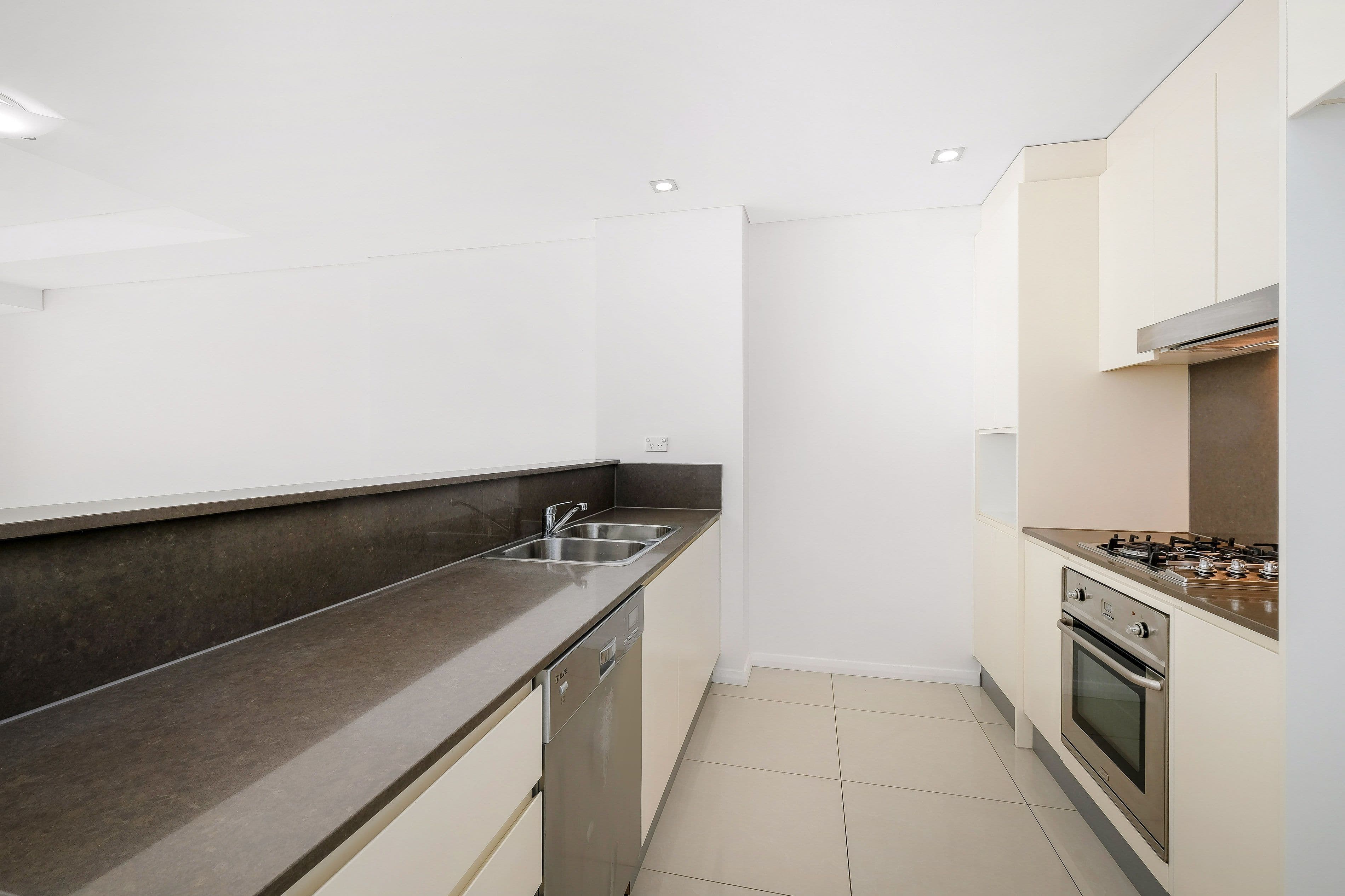 25 John Street, Mascot NSW 2020, Mascot - Thumbnail 4