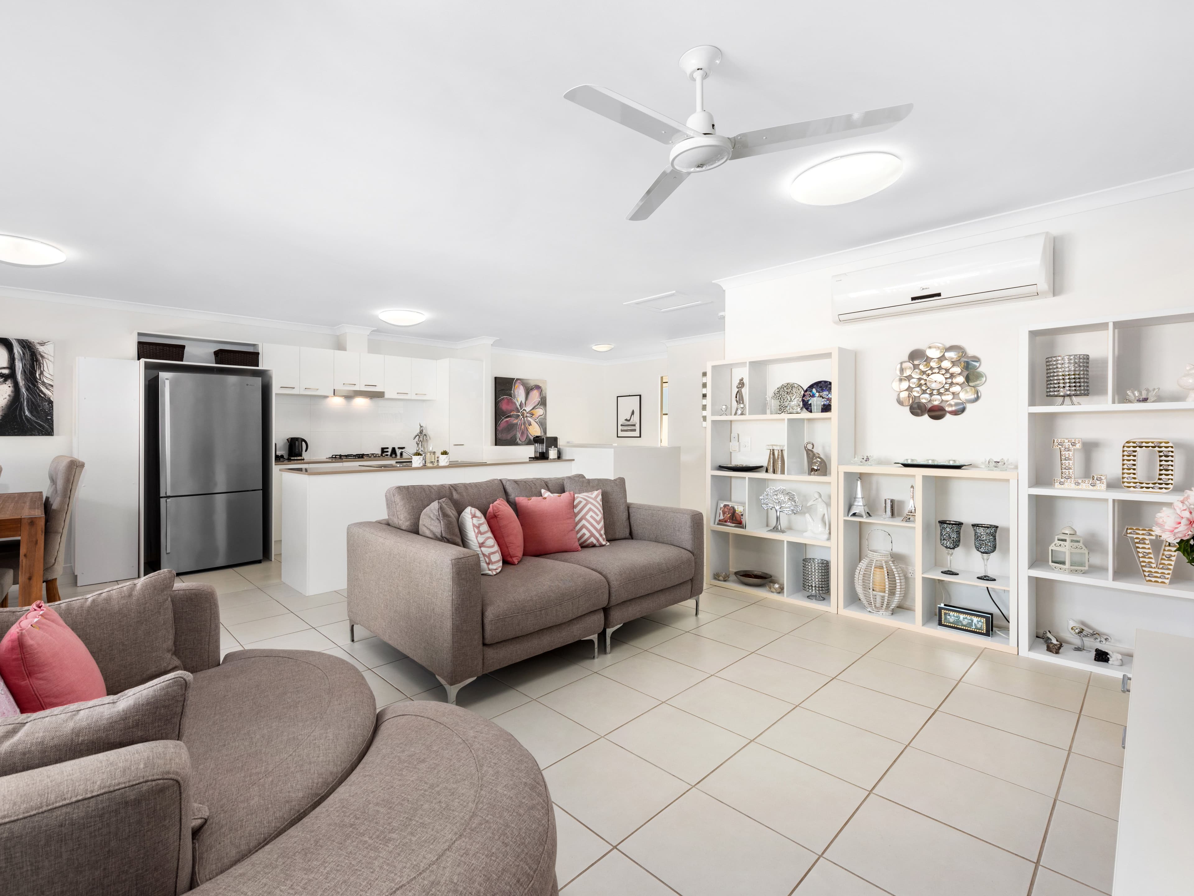 212 Dorville Road, Carseldine QLD 4034, Carseldine - Thumbnail 2