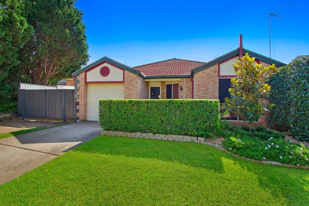 14 Fulton Place, North Richmond - Image 1