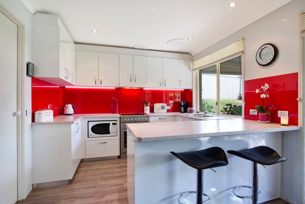 14 Fulton Place, North Richmond - Thumbnail 2