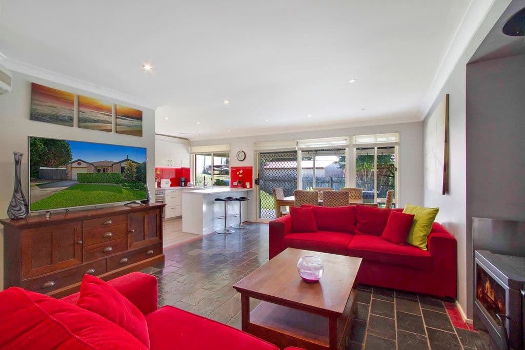 14 Fulton Place, North Richmond - Thumbnail 3