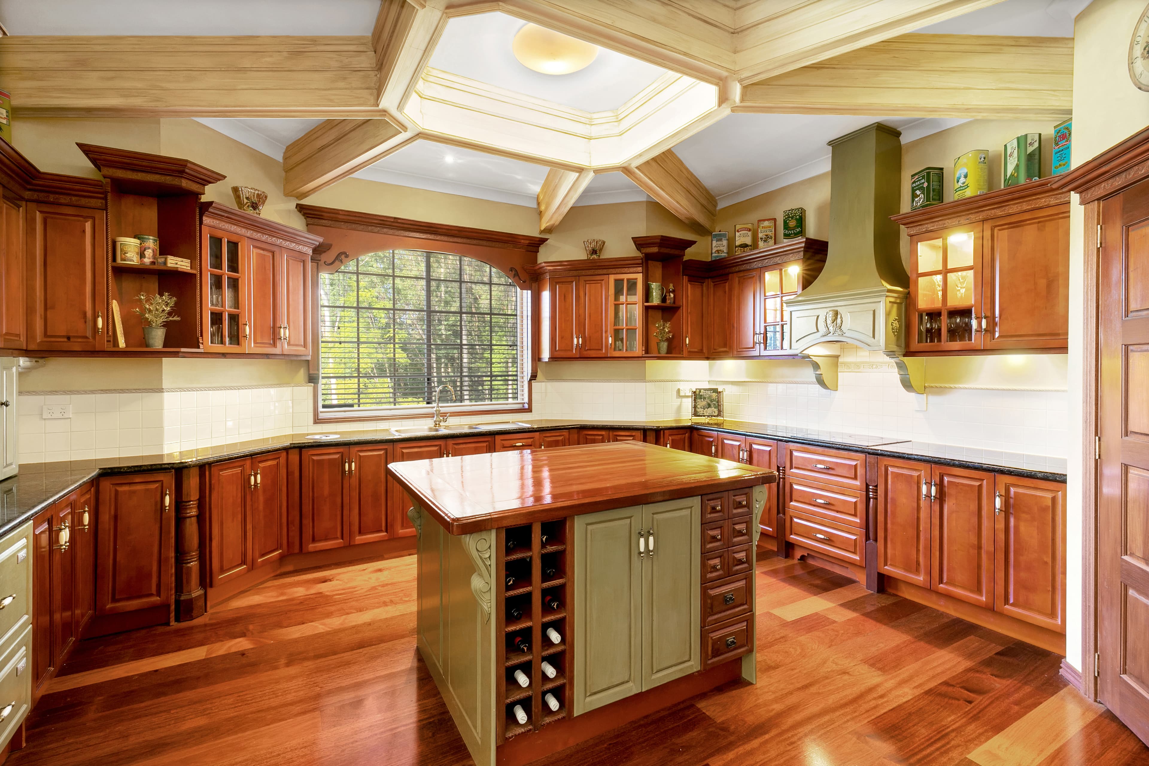 115 Hornsey Road, Anstead, Anstead - Thumbnail 2