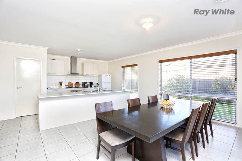 5 Sabine Way, TARNEIT VIC 3029, Tarneit - Thumbnail 3