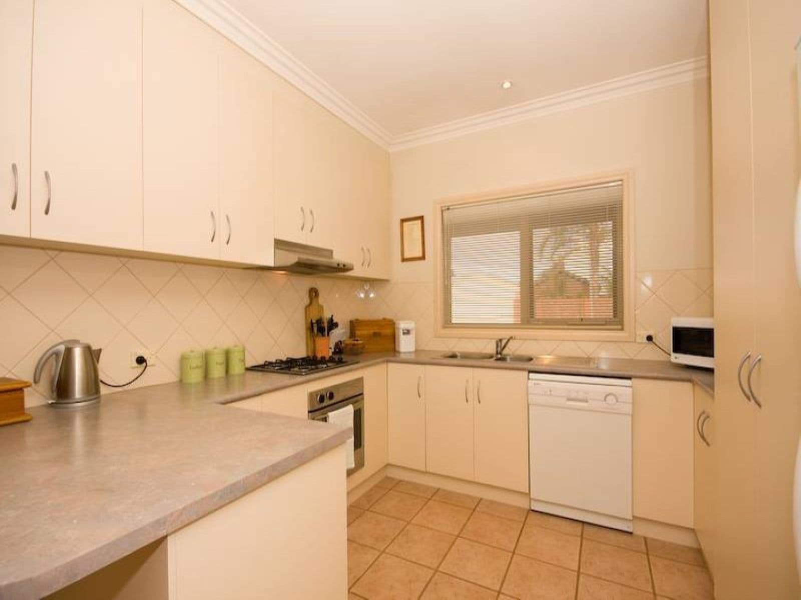 14 Vineleaf Street, Mildura - Thumbnail 4