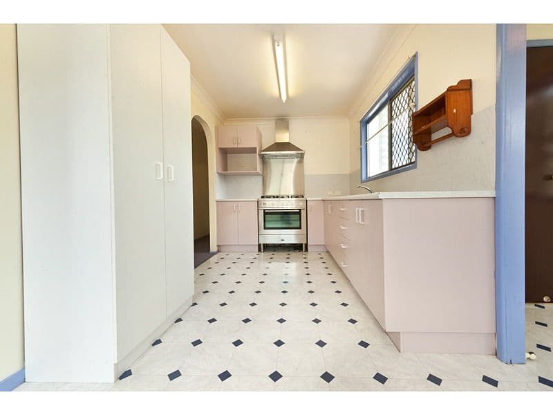 56 Twigg Street, PARK AVENUE QLD 4701, Park Avenue - Thumbnail 7