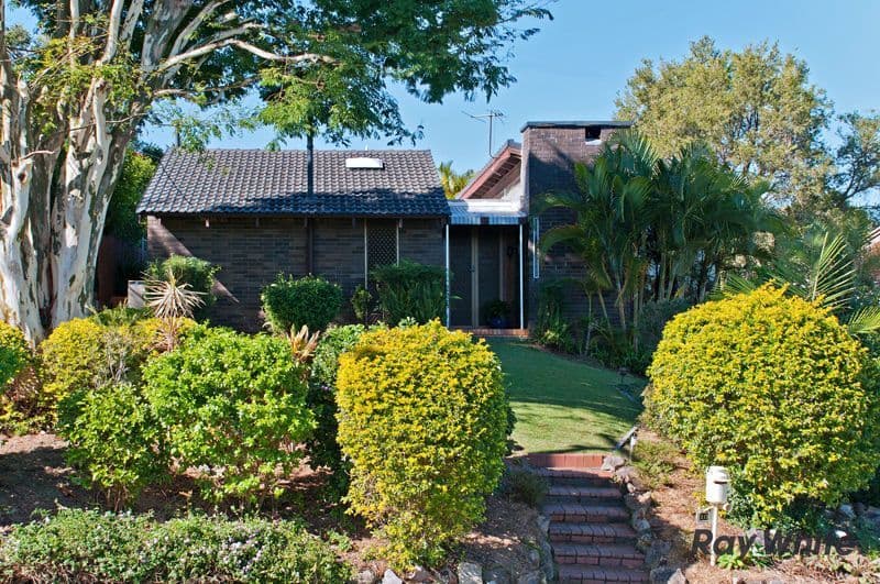 10 Violet Street, EVERTON HILLS QLD 4053, Everton Hills - Image 1