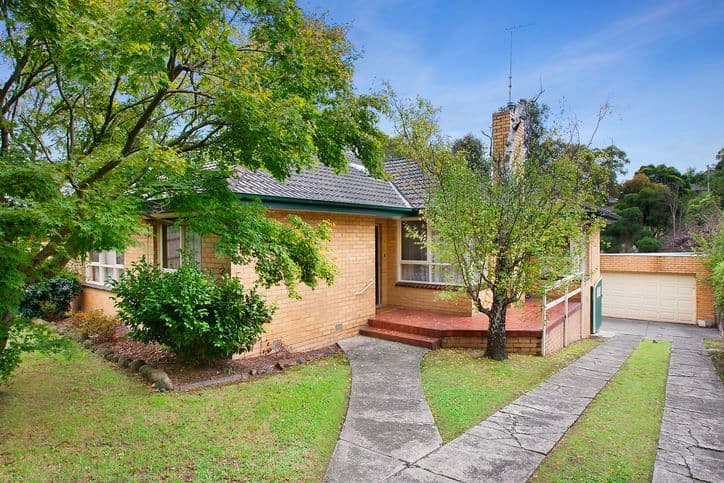 33 Caringal Avenue, DONCASTER VIC 3108, Doncaster - Image 1