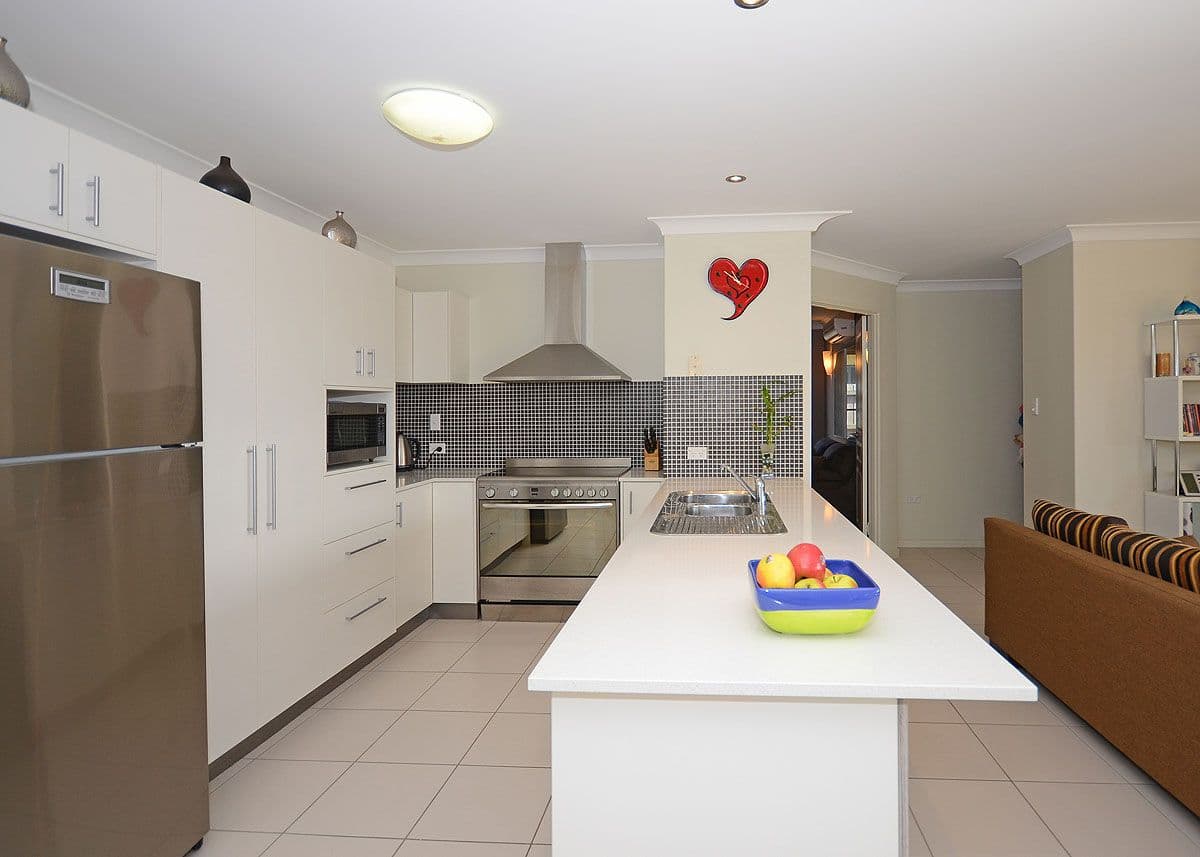 10 Harly Court, URRAWEEN QLD 4655, Urraween - Thumbnail 2