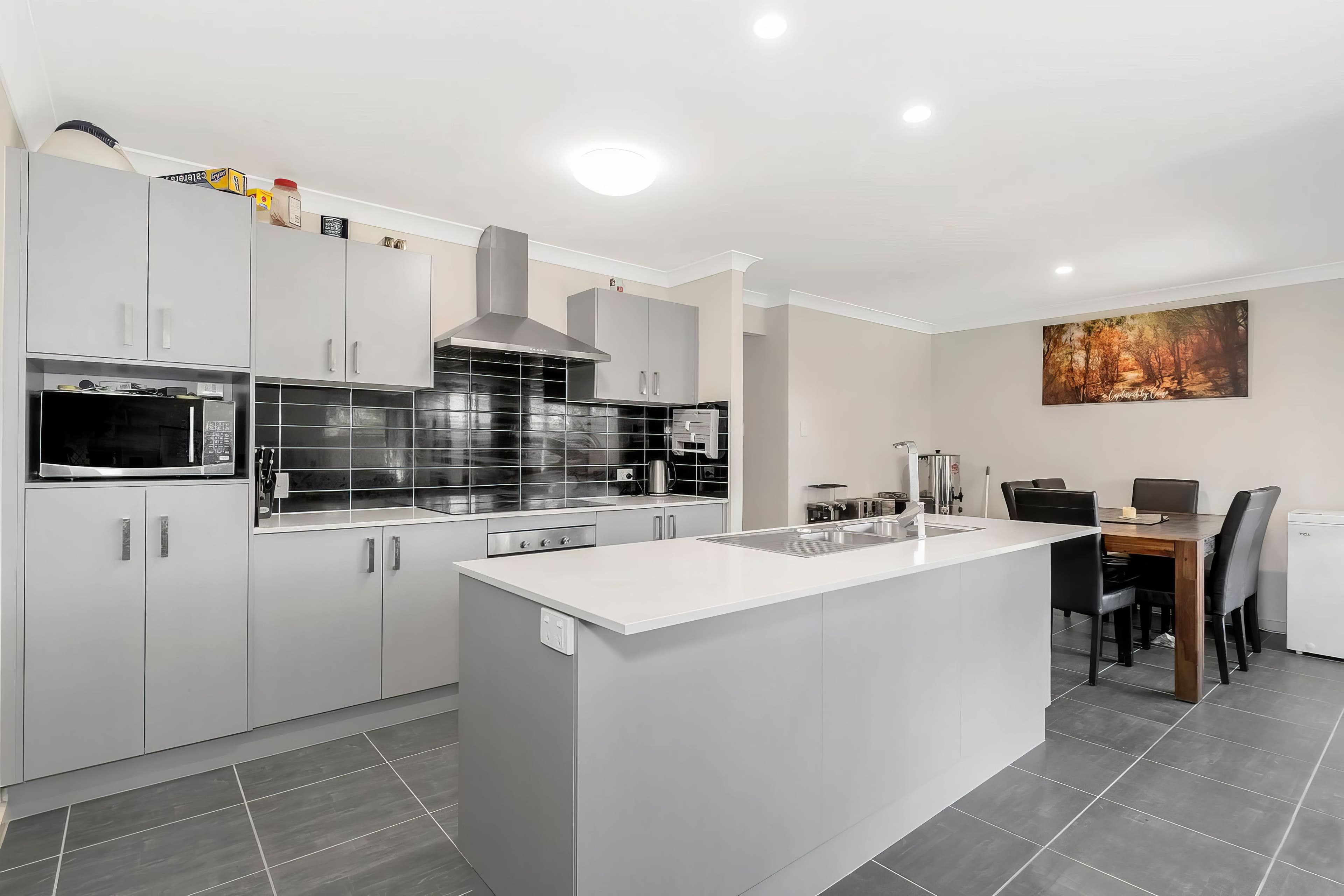 14 Barakee Street, Pimpama QLD 4209, Pimpama - Thumbnail 2