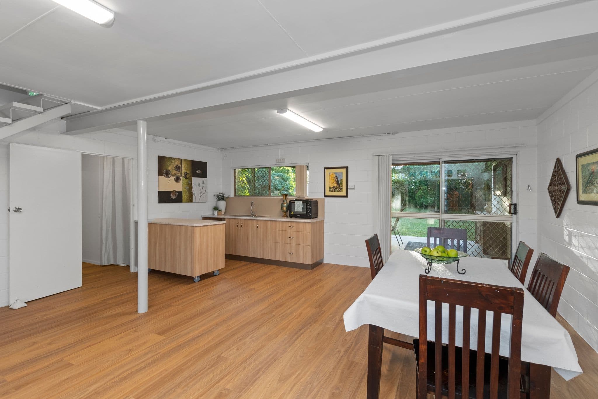 3 Aloomba Crescent, Cranbrook QLD 4814, Cranbrook - Thumbnail 2