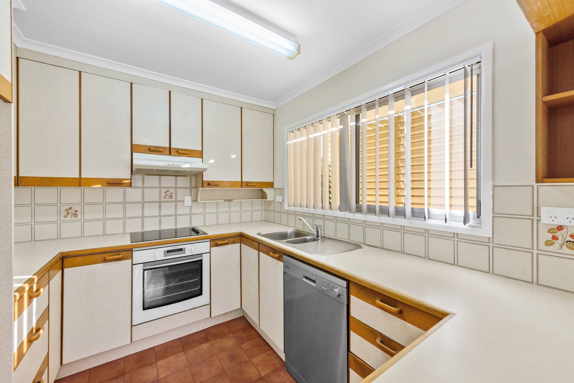 80 Redbourne Street, Chermside West QLD 4032, Chermside West - Thumbnail 5