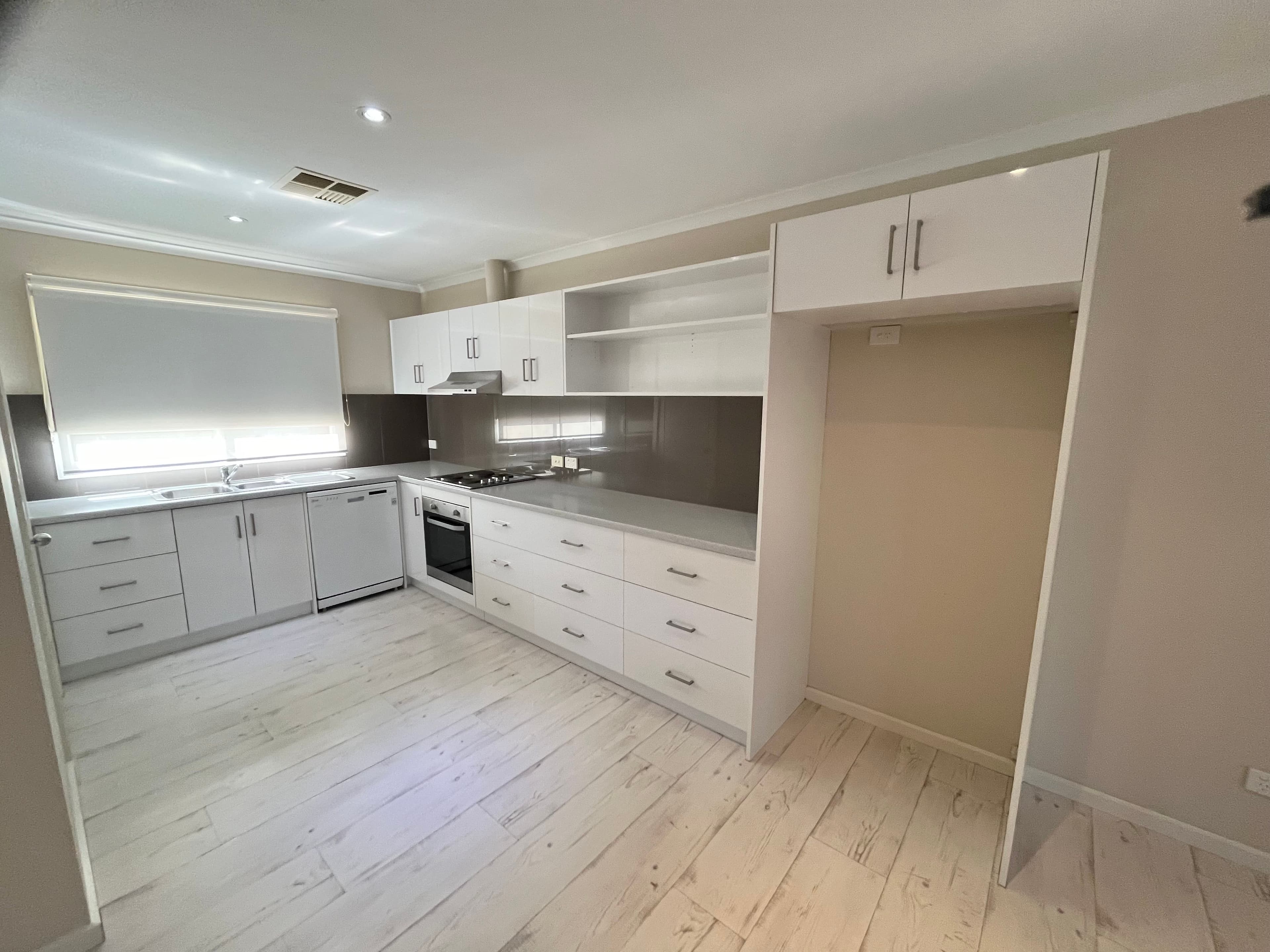 27 Islesworth Street, North Beach SA 5556, North Beach - Thumbnail 2