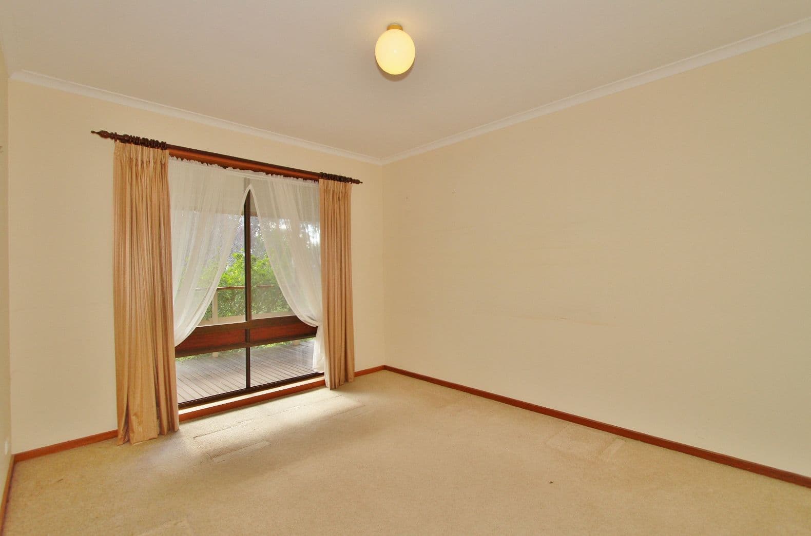 13 Shakespere Street, Heathcote VIC 3523, Heathcote - Thumbnail 5