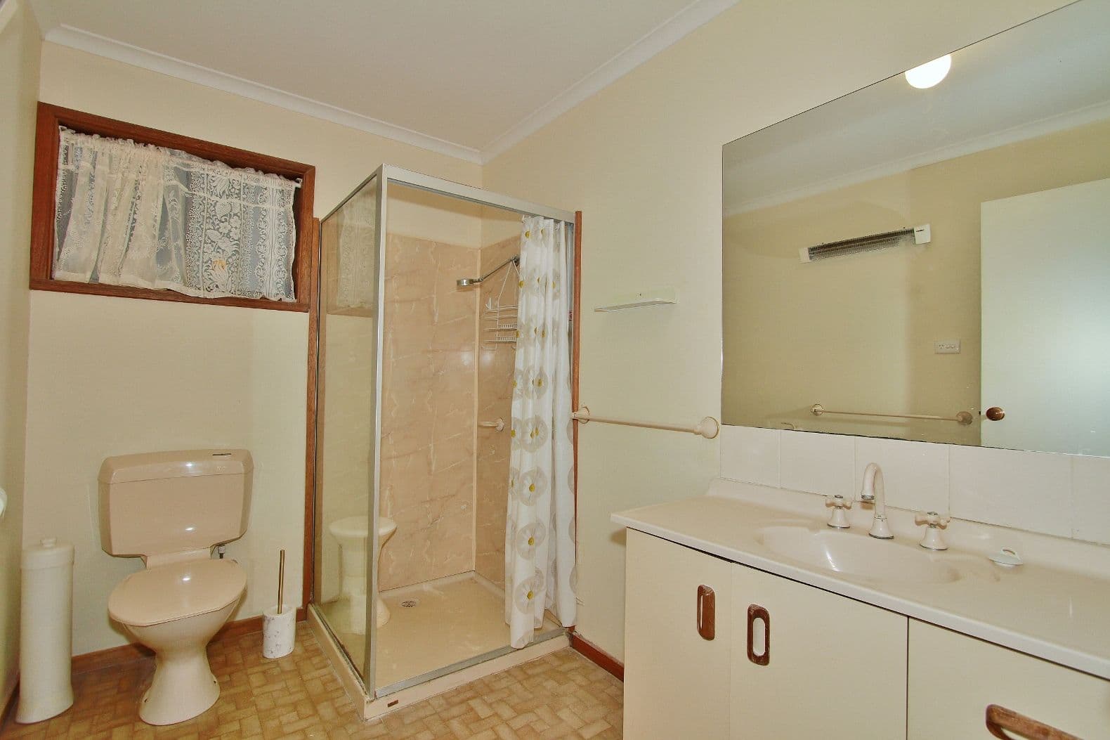 13 Shakespere Street, Heathcote VIC 3523, Heathcote - Thumbnail 7