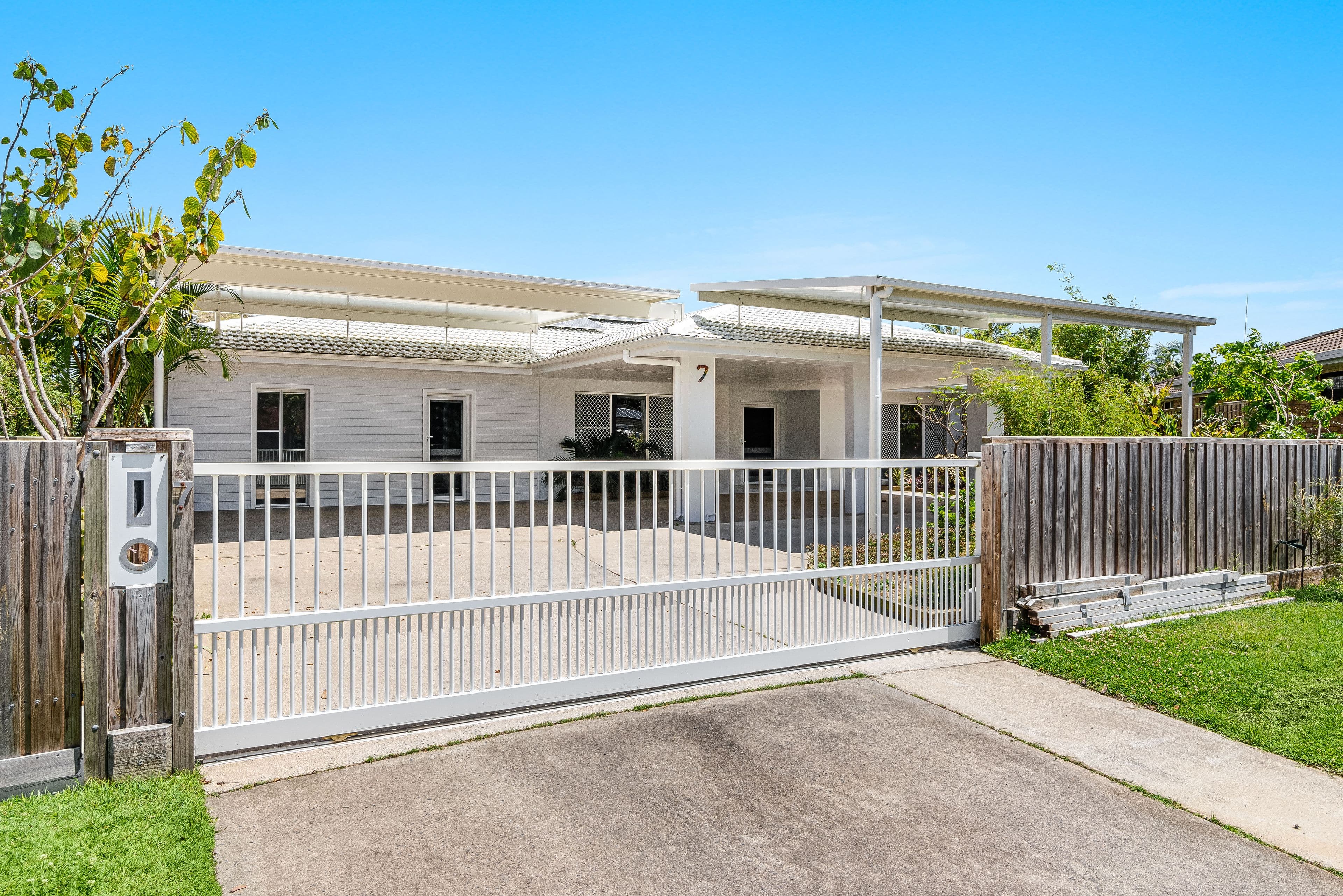 7 Banksia Place, Yamba NSW 2464, Yamba - Image 1