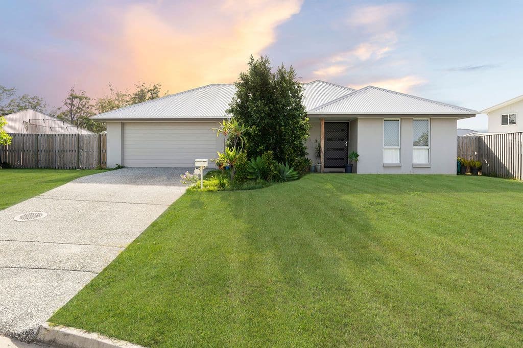 3 Roslyn Close, Coomera QLD 4209, Coomera - Thumbnail 2