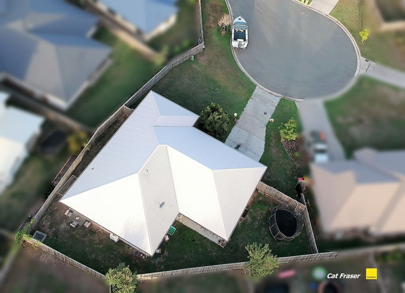 3 Roslyn Close, Coomera QLD 4209, Coomera - Thumbnail 3
