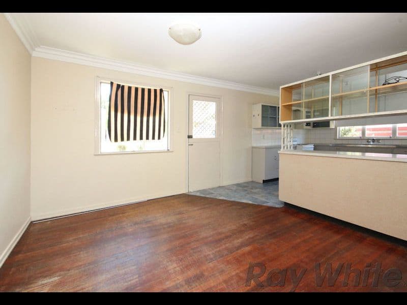 41 Raceview Street, Eastern Heights QLD 4305, Eastern Heights - Thumbnail 4