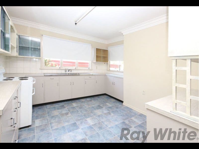 41 Raceview Street, Eastern Heights QLD 4305, Eastern Heights - Thumbnail 5