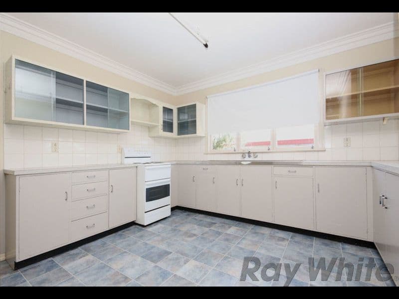 41 Raceview Street, Eastern Heights QLD 4305, Eastern Heights - Thumbnail 6