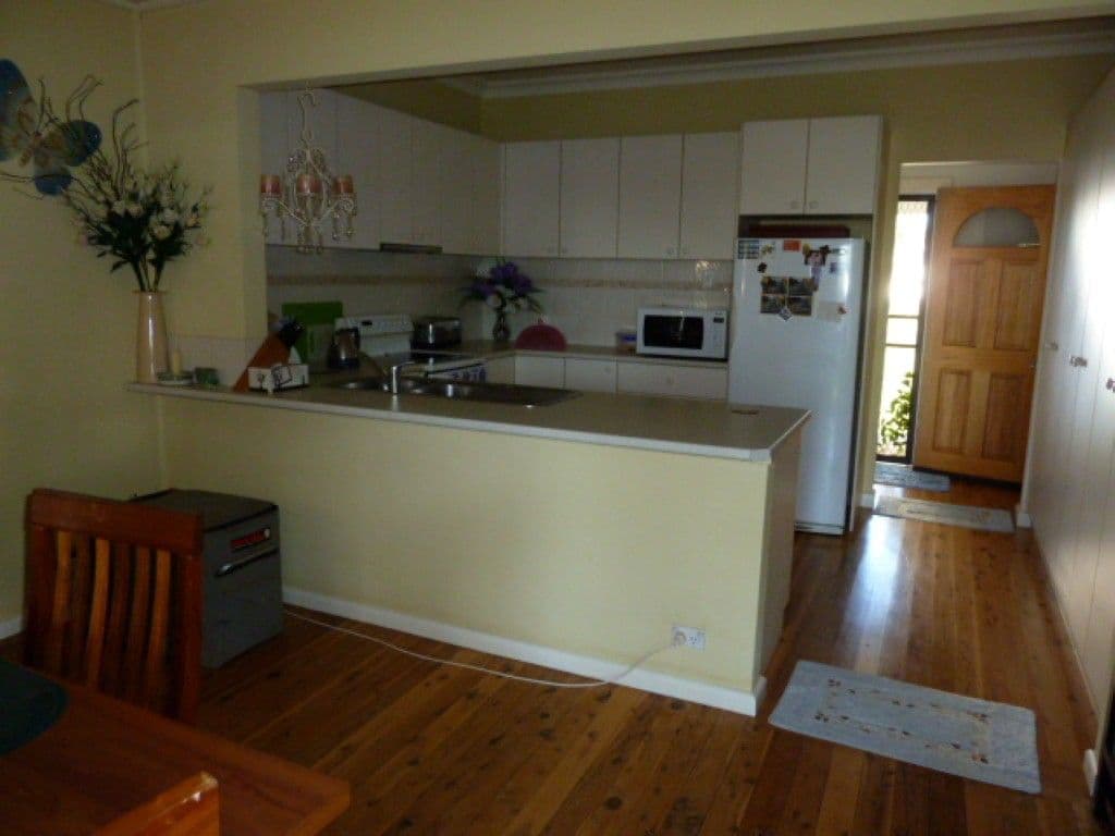 11 Crouch Street, CONDOBOLIN NSW 2877, Condobolin - Thumbnail 2