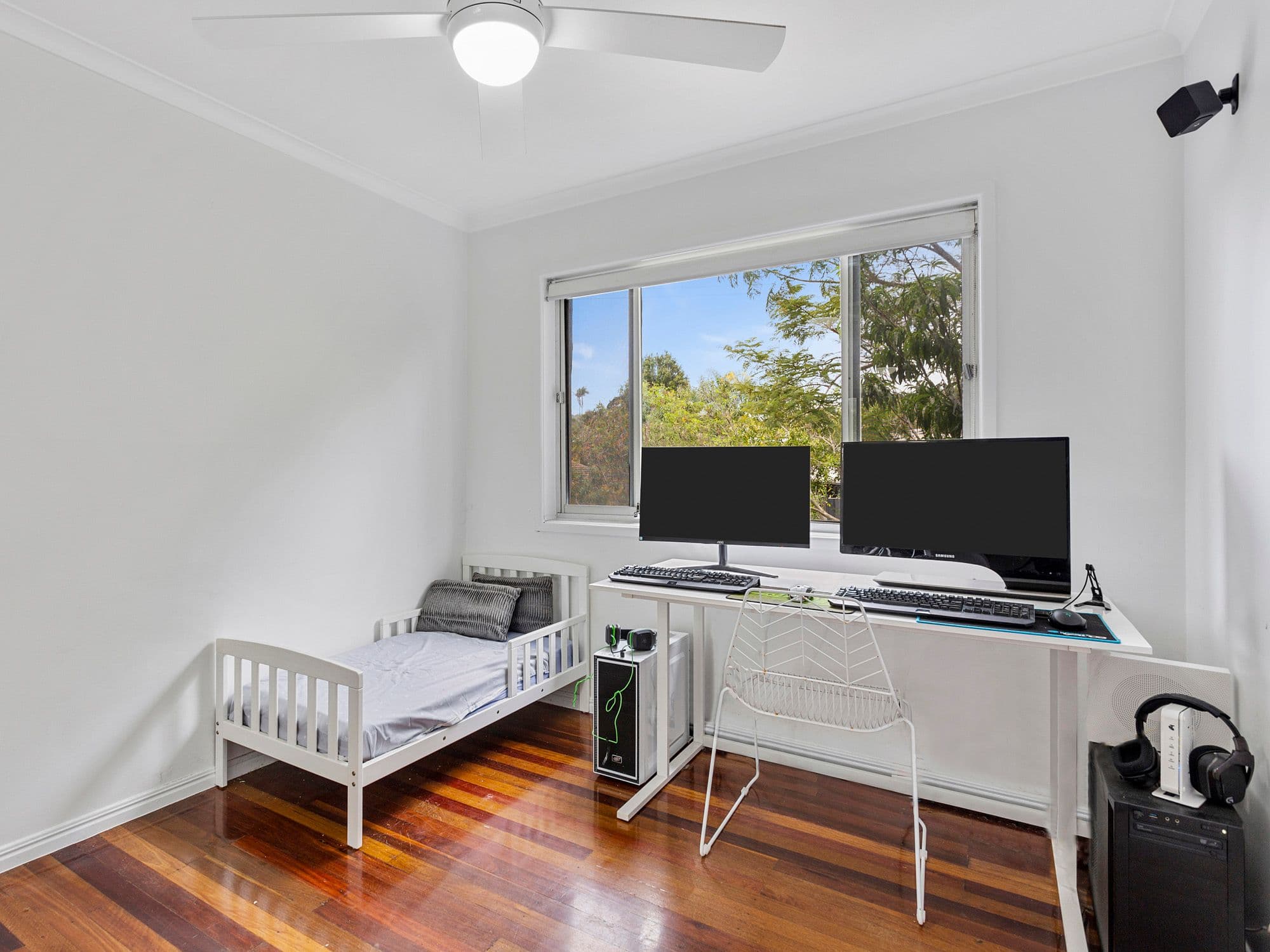 56 Kindra Avenue, Southport QLD 4215, Southport - Thumbnail 8