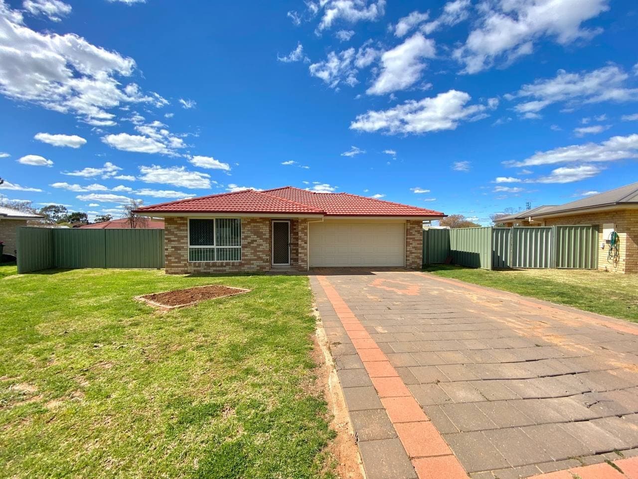 5 Rex Aubrey Place, Parkes NSW 2870, Parkes - Image 1