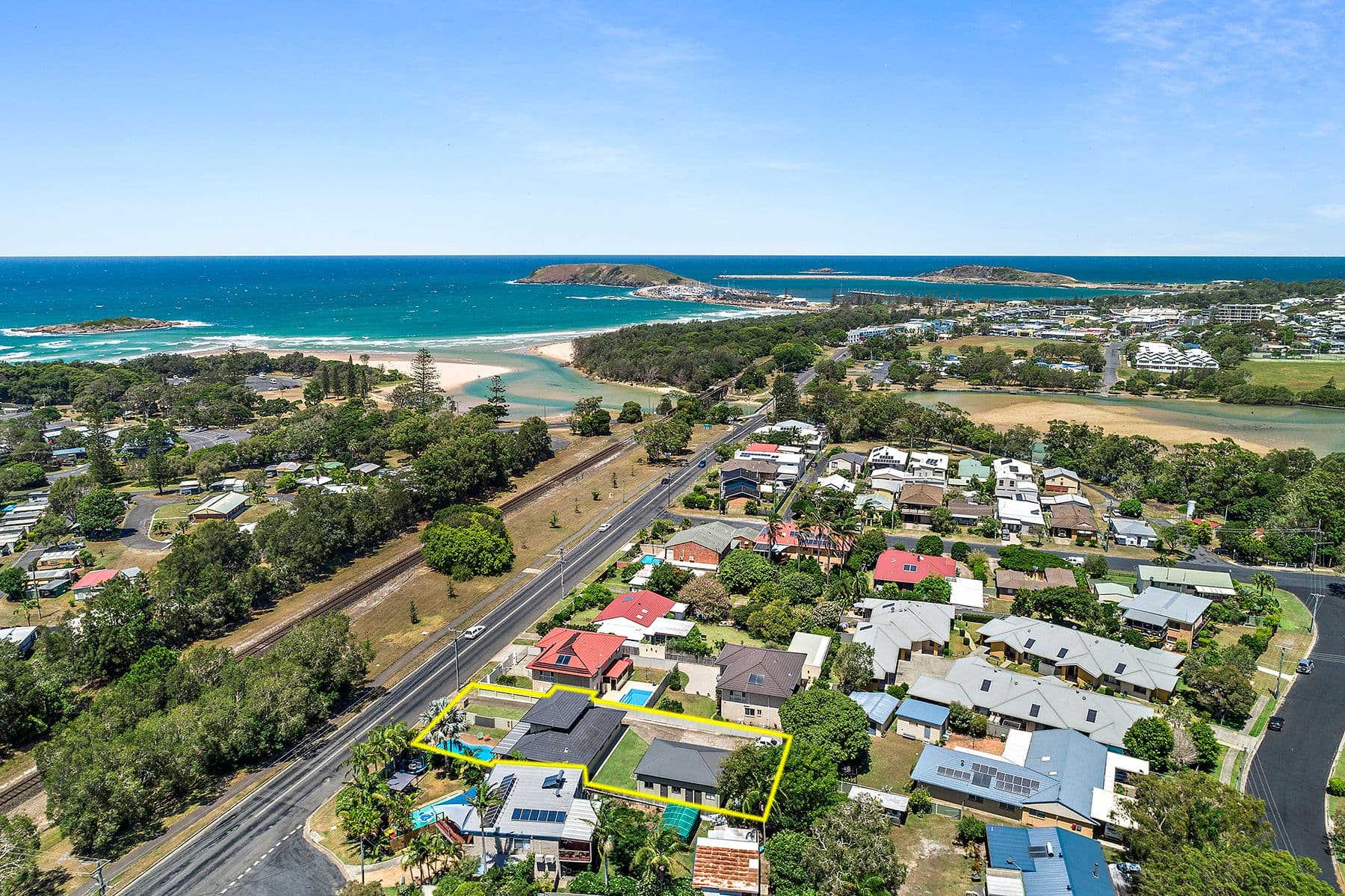 95 Orlando Street, Coffs Harbour - Thumbnail 2