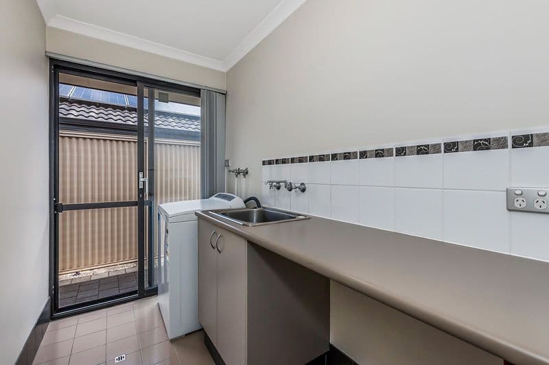 14 Hayeswater Circuit, Waikiki WA 6169, Waikiki - Thumbnail 4