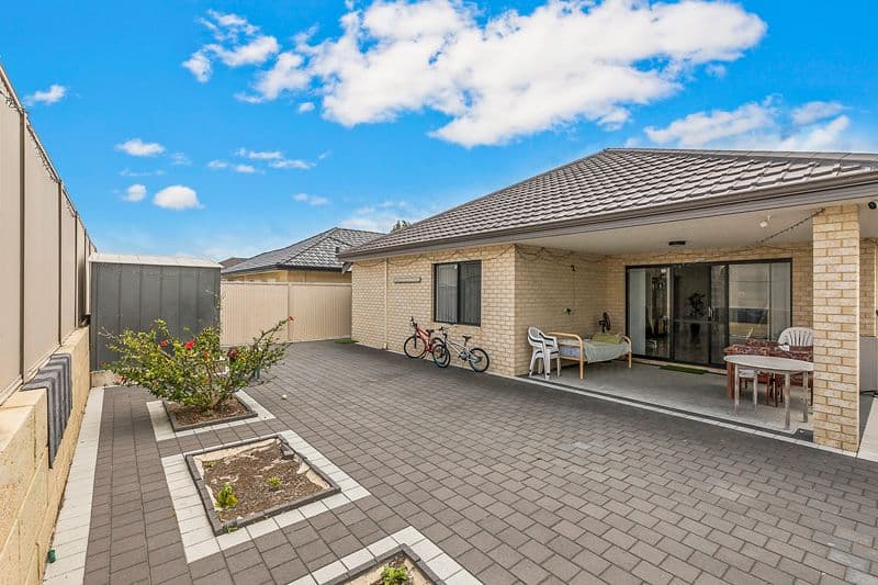 14 Hayeswater Circuit, Waikiki WA 6169, Waikiki - Thumbnail 5