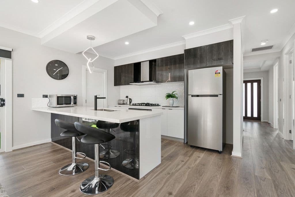 1 Ainsley Road, THORNHILL PARK VIC 3335, Thornhill Park - Thumbnail 2