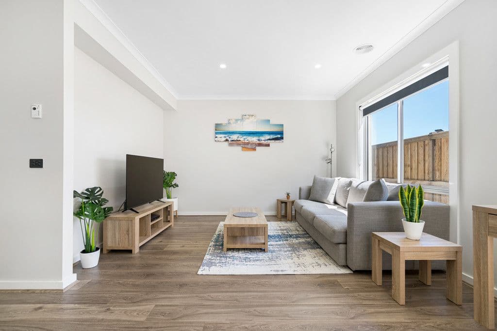 1 Ainsley Road, THORNHILL PARK VIC 3335, Thornhill Park - Thumbnail 5
