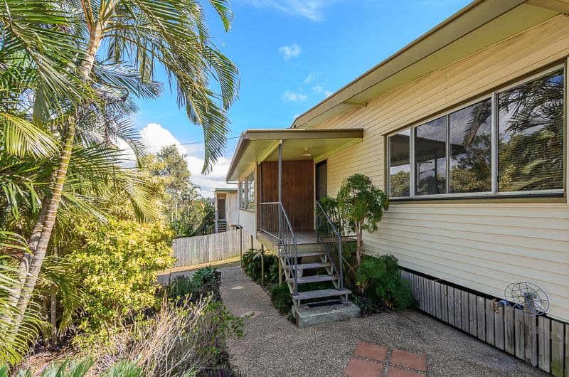 16 Hetherington Street, West Gladstone QLD 4680, West Gladstone - Thumbnail 2
