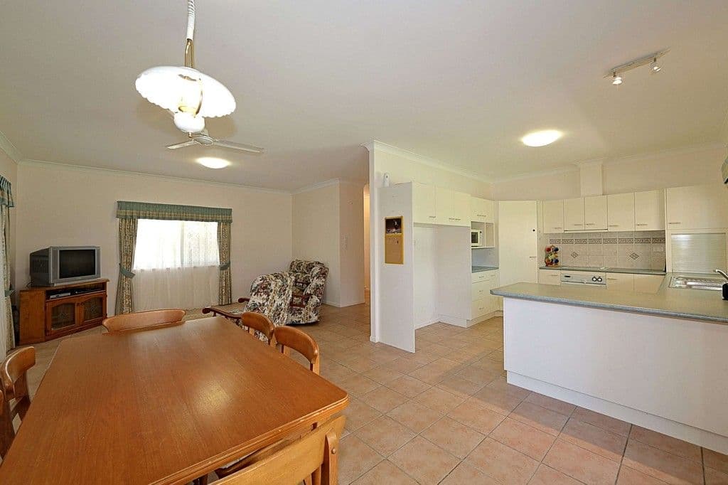 11 Park Royal Drive, BRANYAN QLD 4670, Branyan - Thumbnail 3