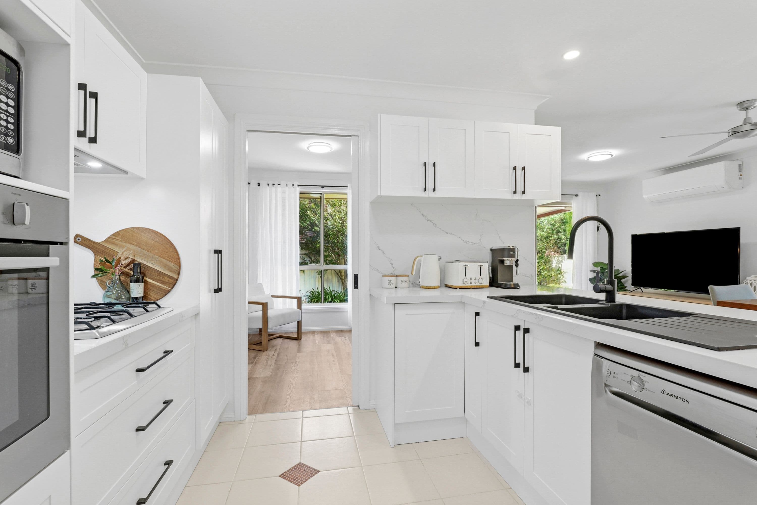 13 Lang Road, South Windsor NSW 2756, South Windsor - Thumbnail 3